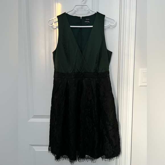 RW&Co Green & Black Lace Dress - Picture 2 of 9
